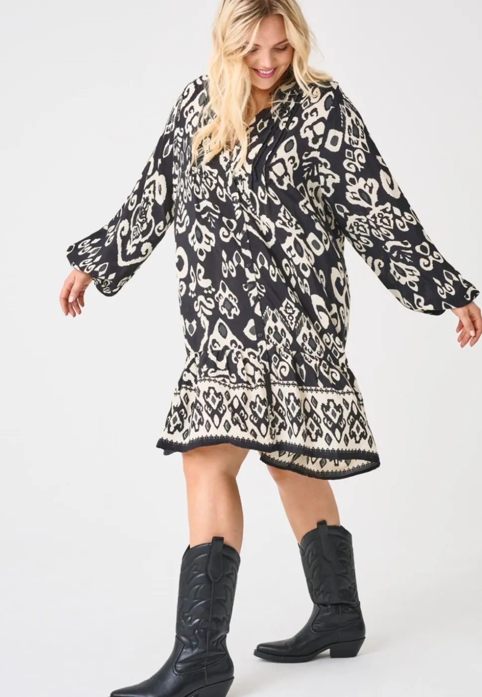 CARAJA Robe courte