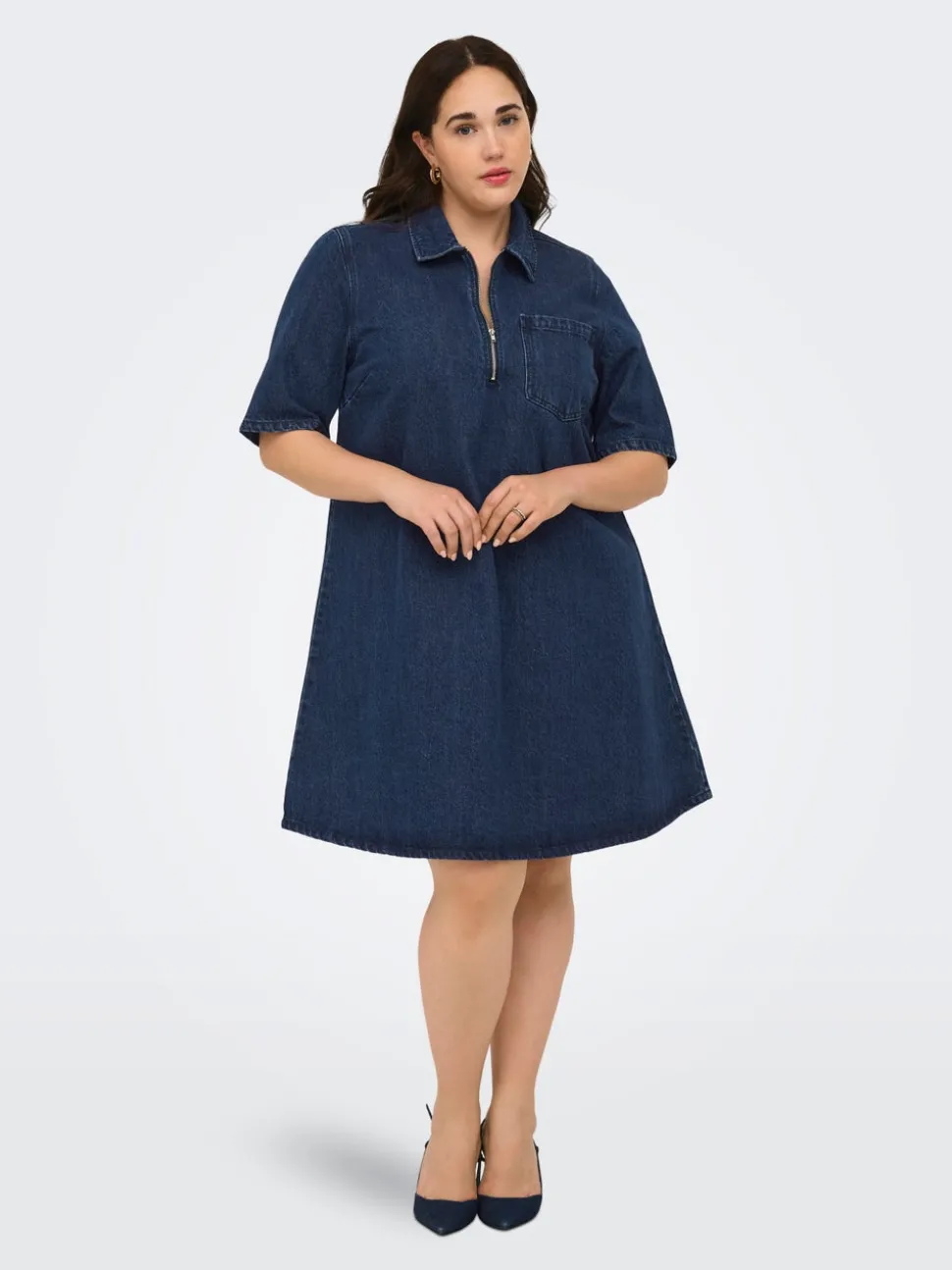 CARAMY Robe courte
