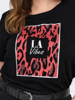CARBOOSTERY T-shirt