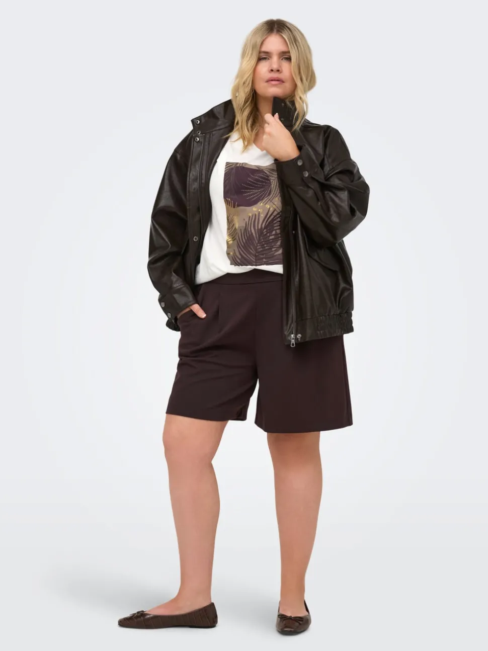 CARCARINA T-shirt
