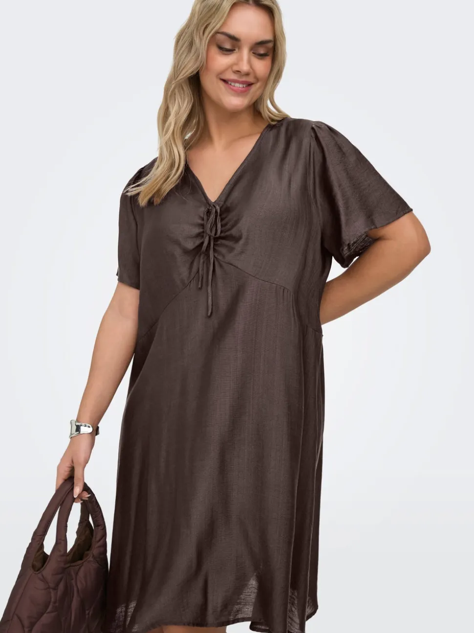 CARCECILIA Robe courte