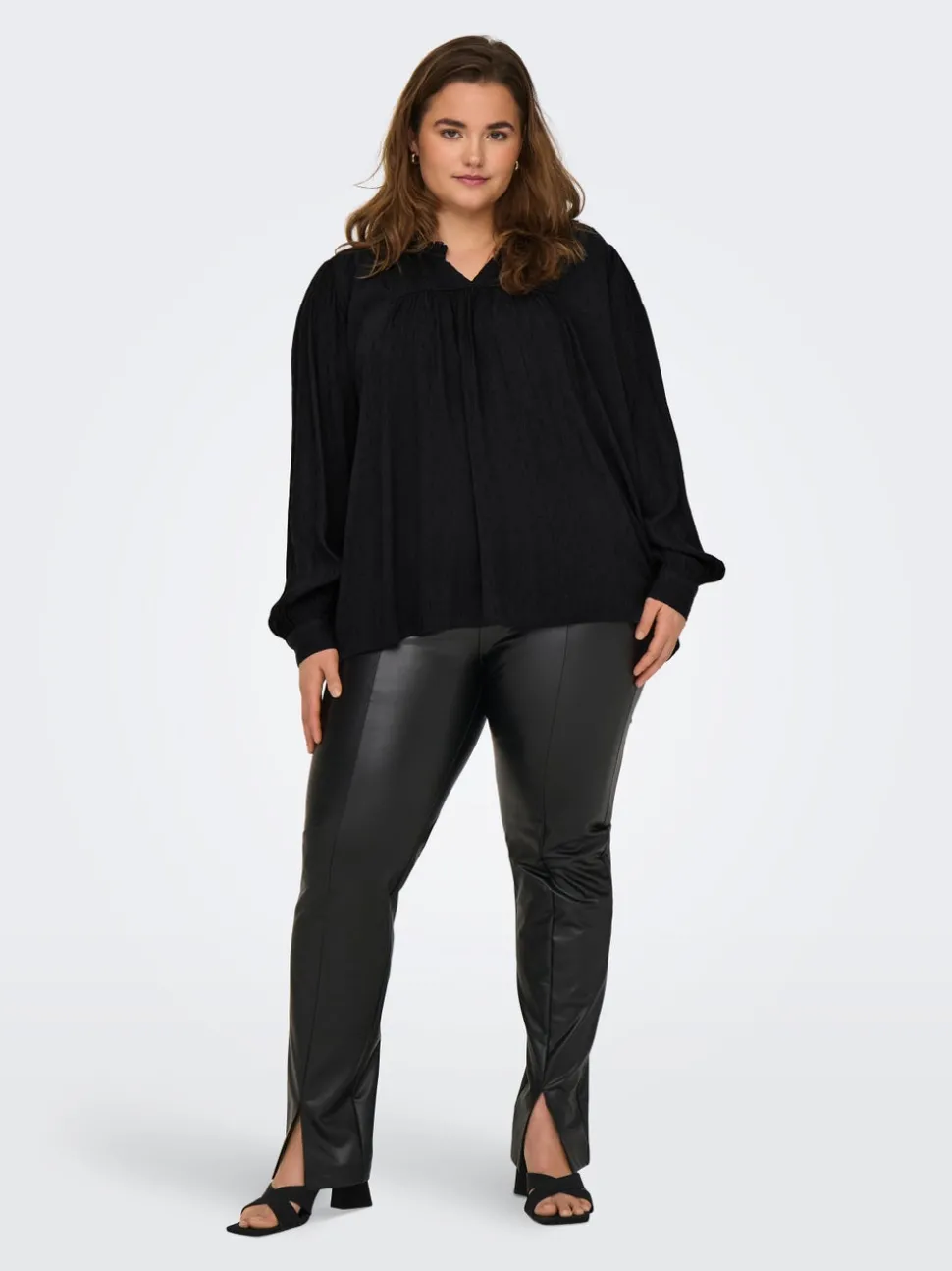 CARCECILIA Top
