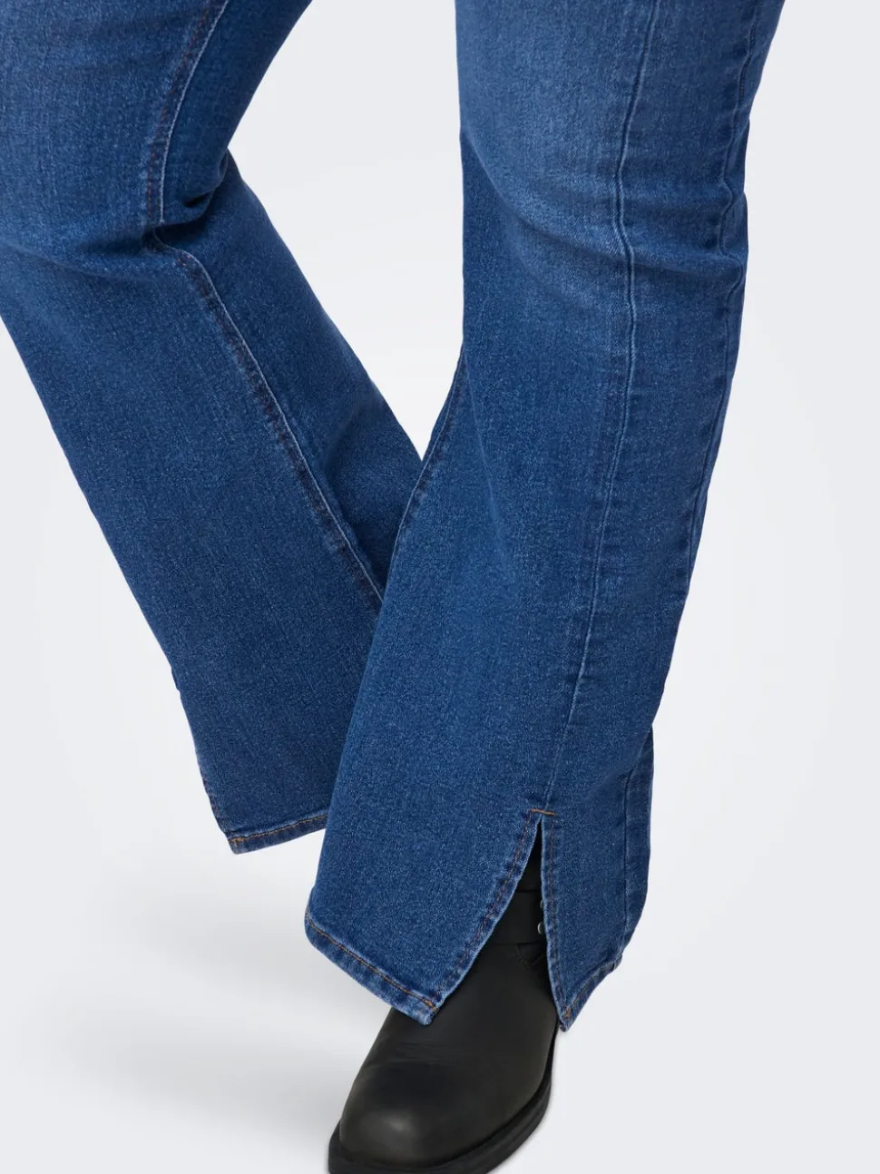 CARCHRISTINE Taille haute Flared Fit Jeans