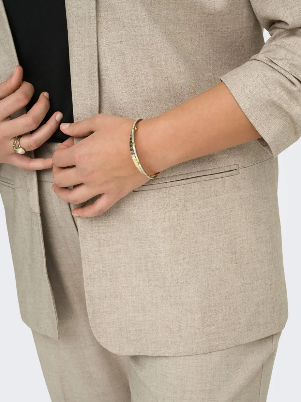 CARELLY Blazers
