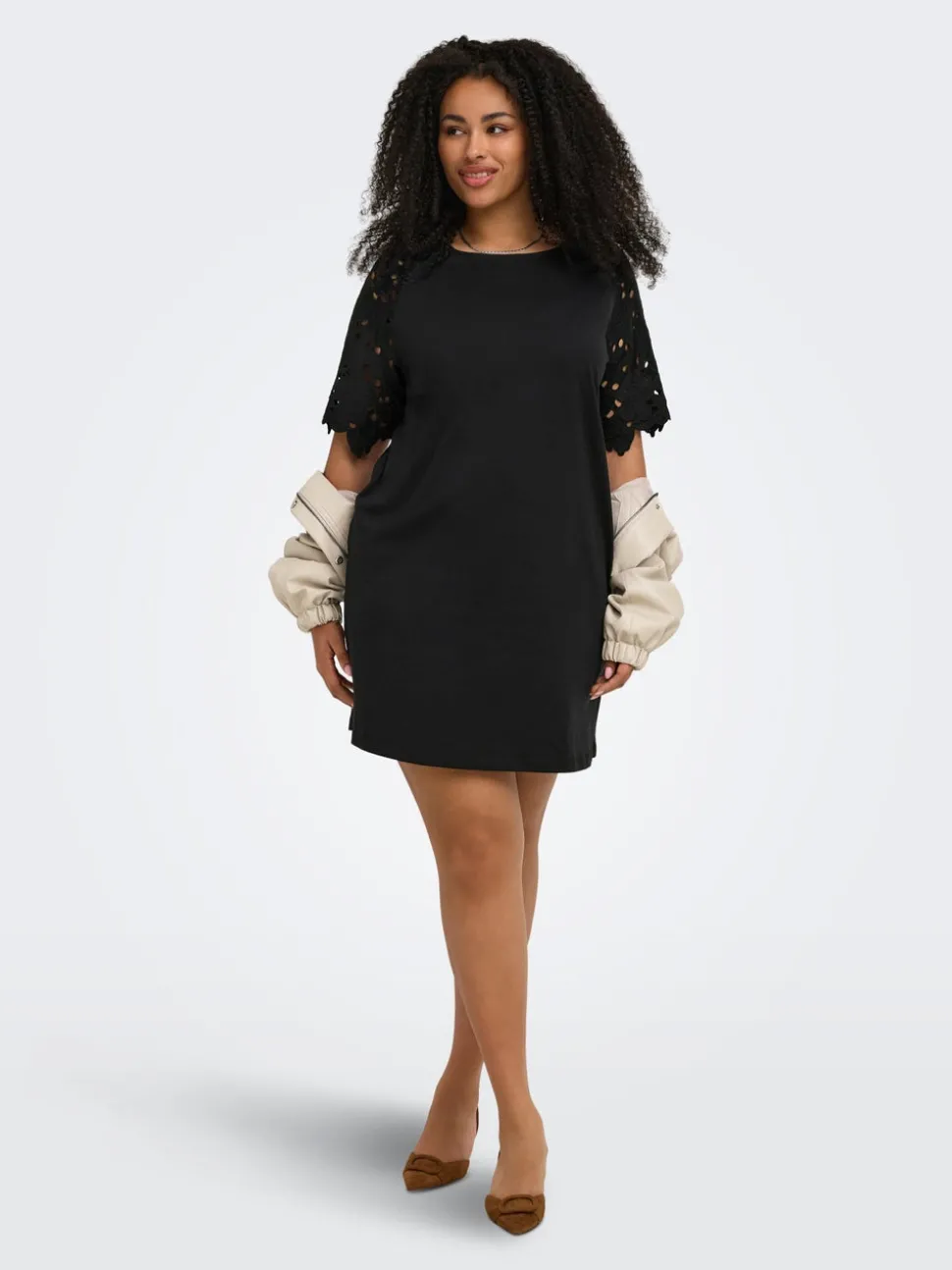 CARGLORIA Robe courte