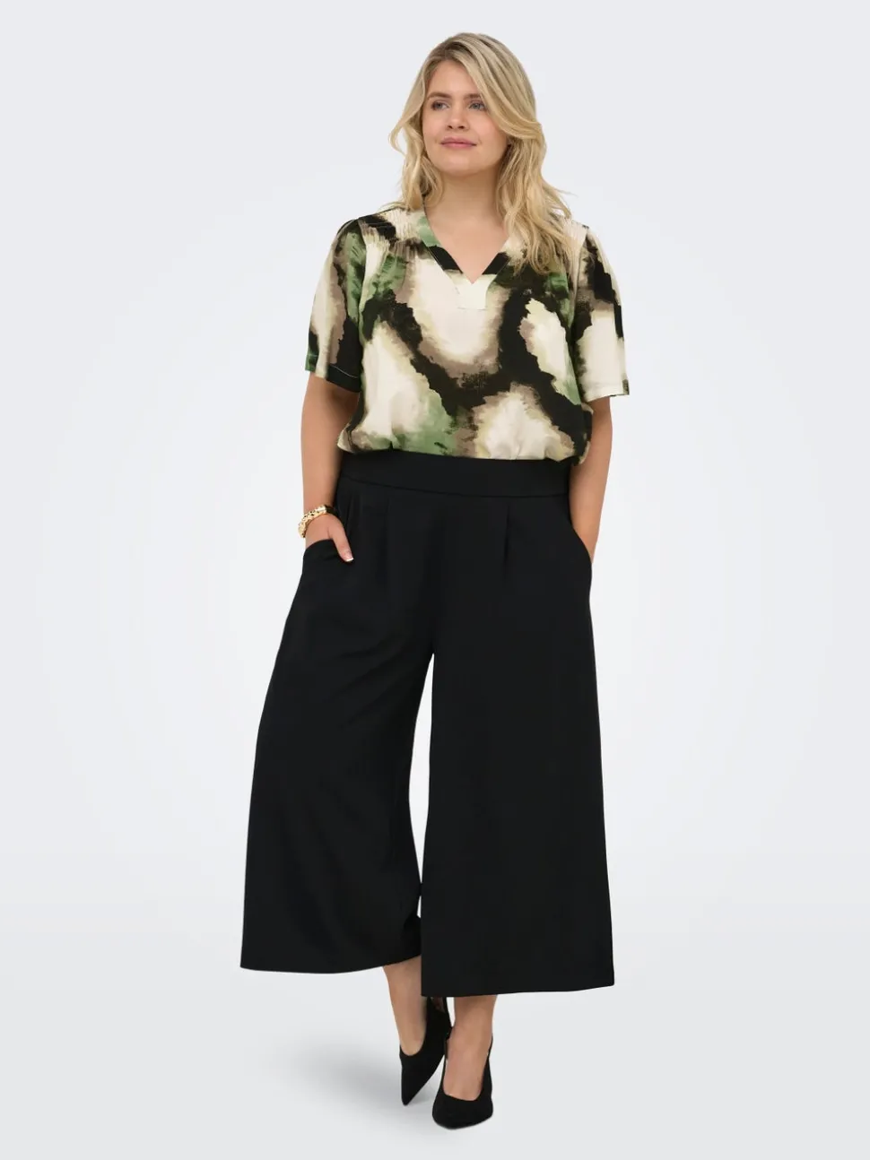 CARKERSTIN Top