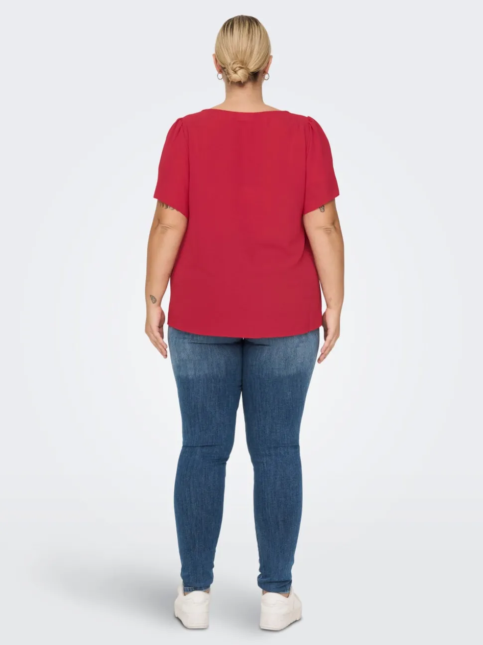 CARLUXMOA Top