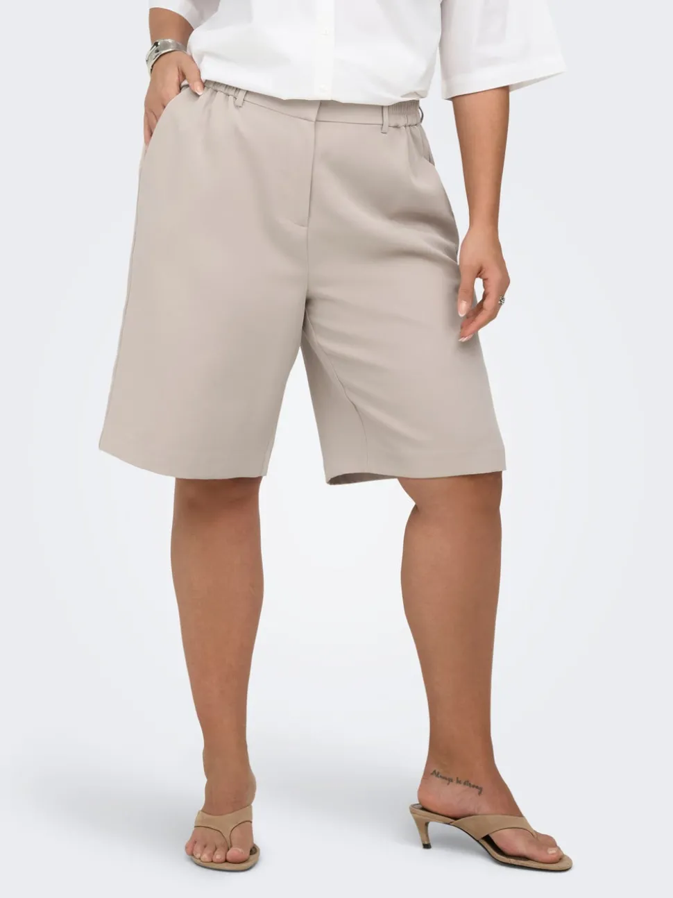 CARMIA Taille haute Regular Fit Short