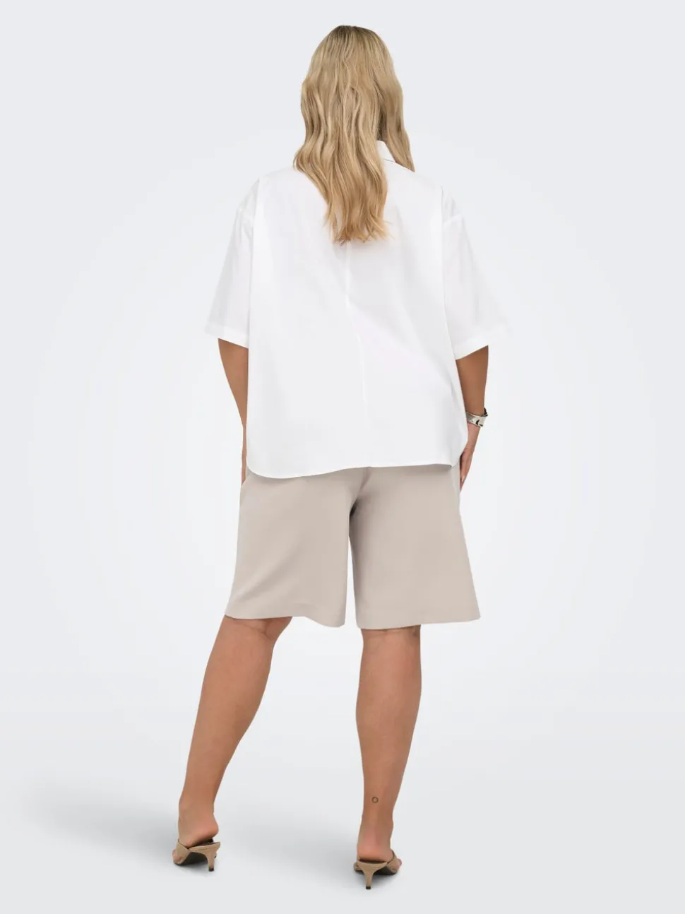 CARMIA Taille haute Regular Fit Short