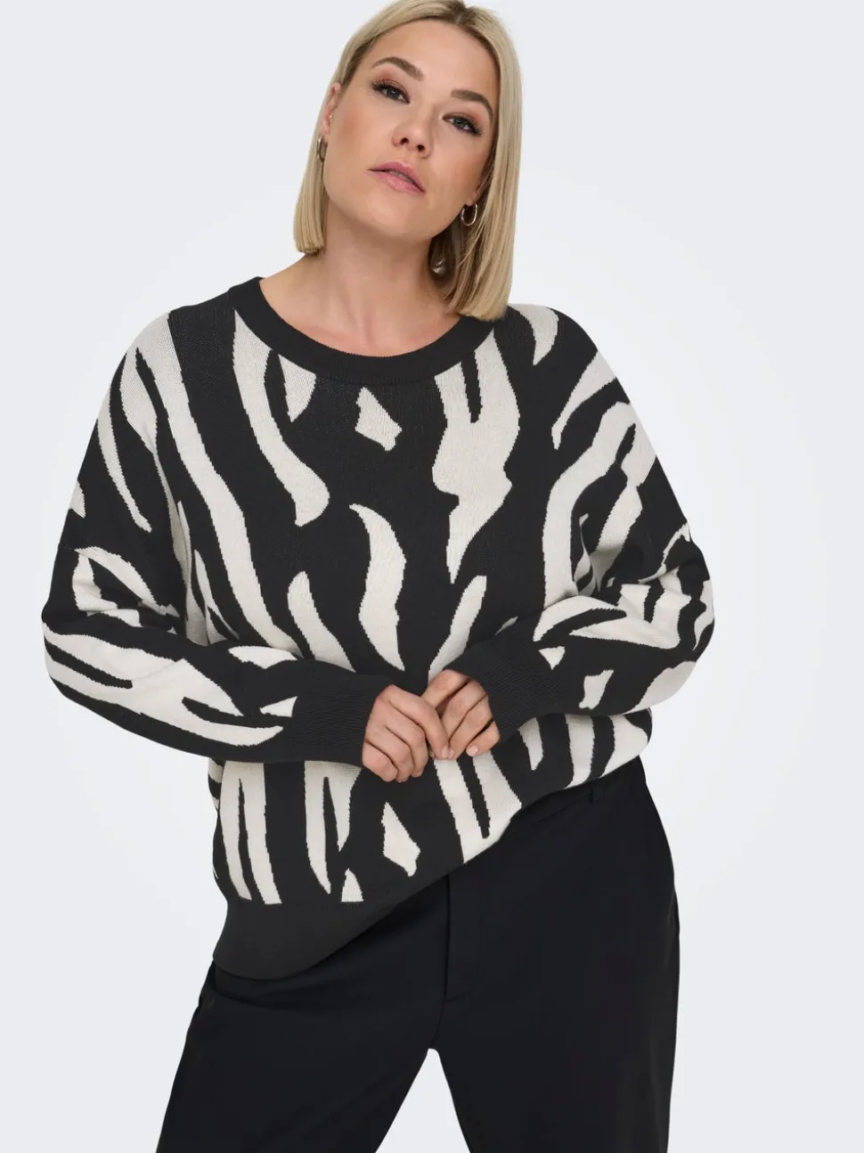 CARMONTANA Pull en maille