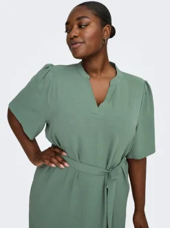 CARPLANA Robe courte