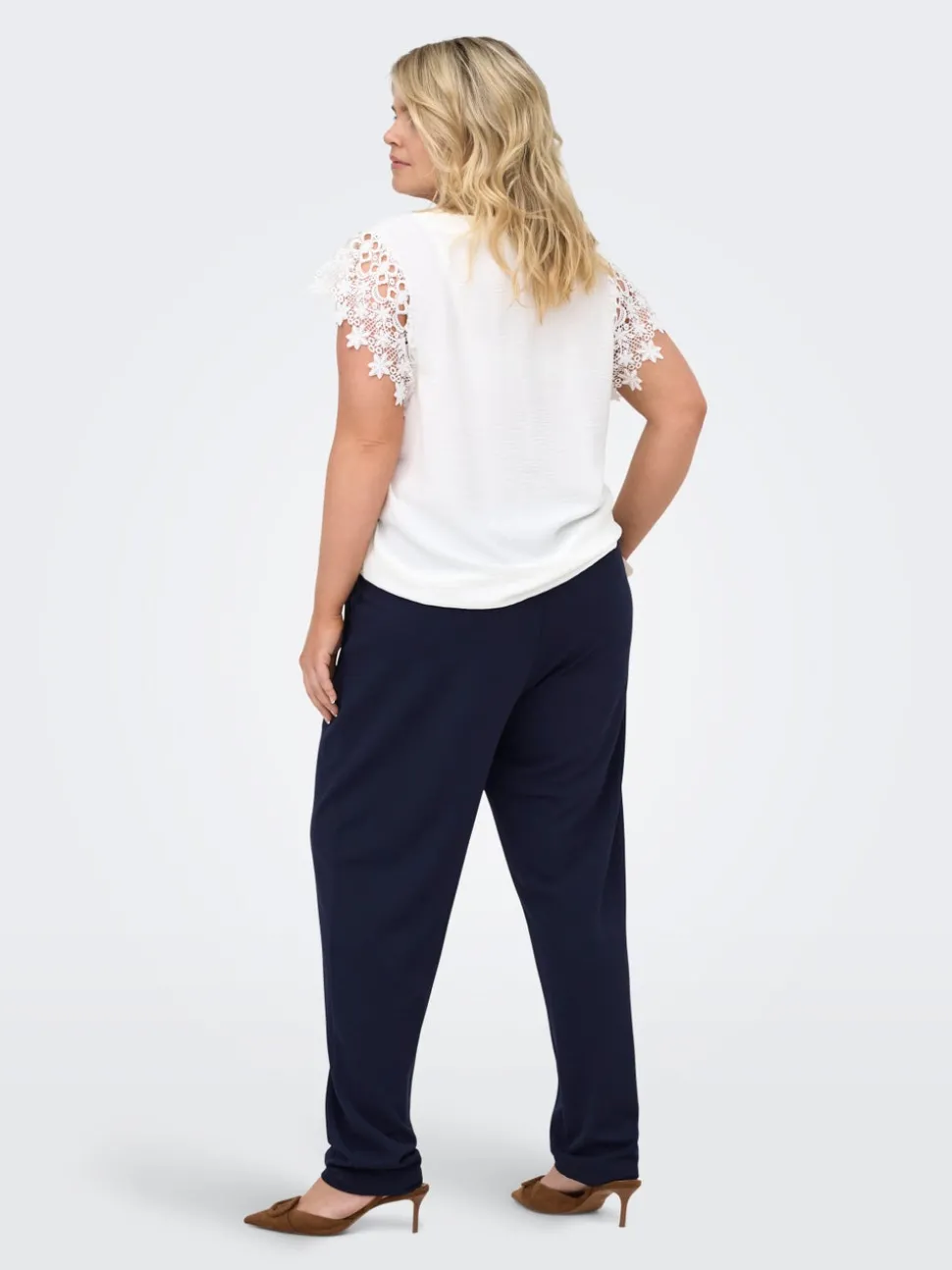 CARSTILLA pantalon cigarette