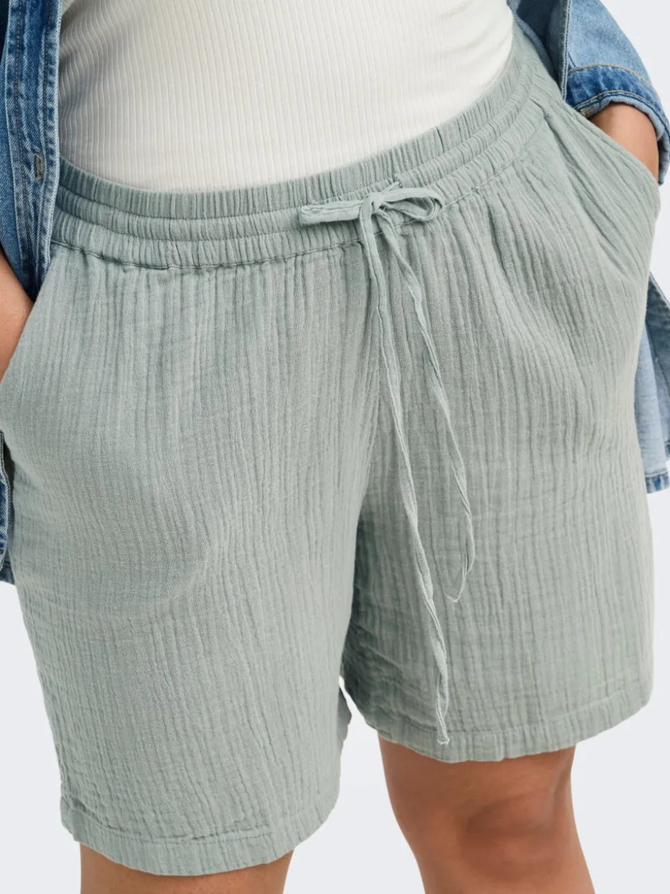CARTHYRA Taille haute Regular Fit Short