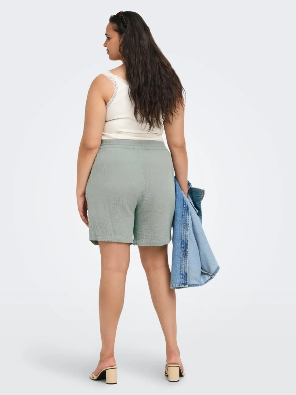 CARTHYRA Taille haute Regular Fit Short