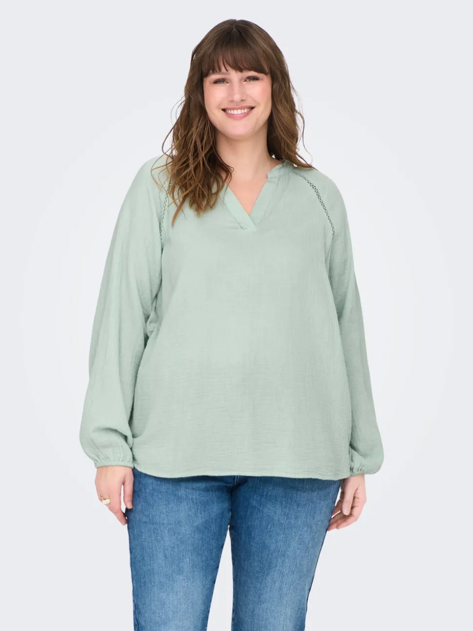 CARTHYRA Top