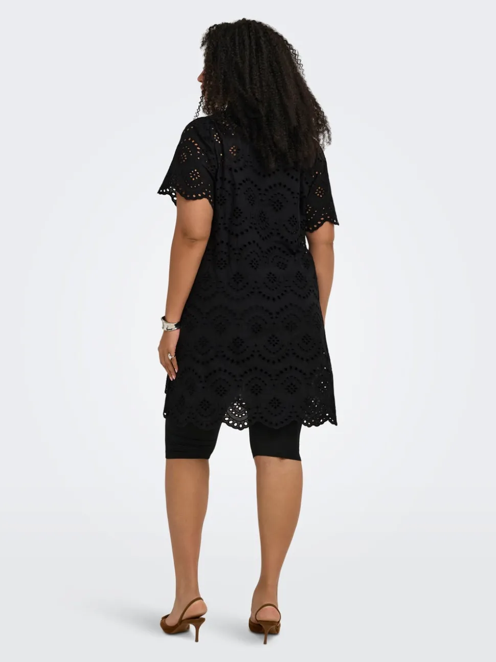CARVALAIS Robe courte