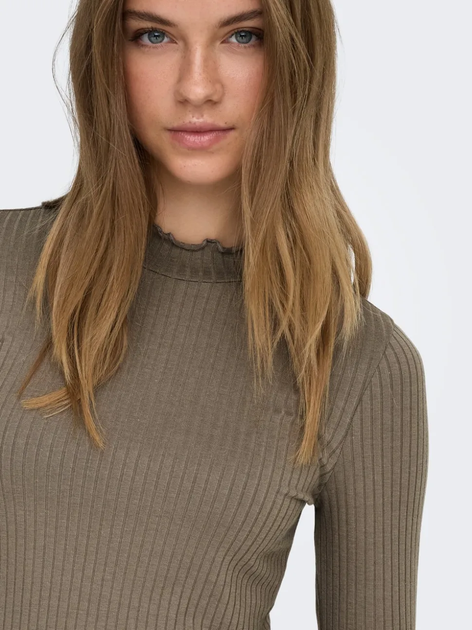 JDYFRANSISKA Top