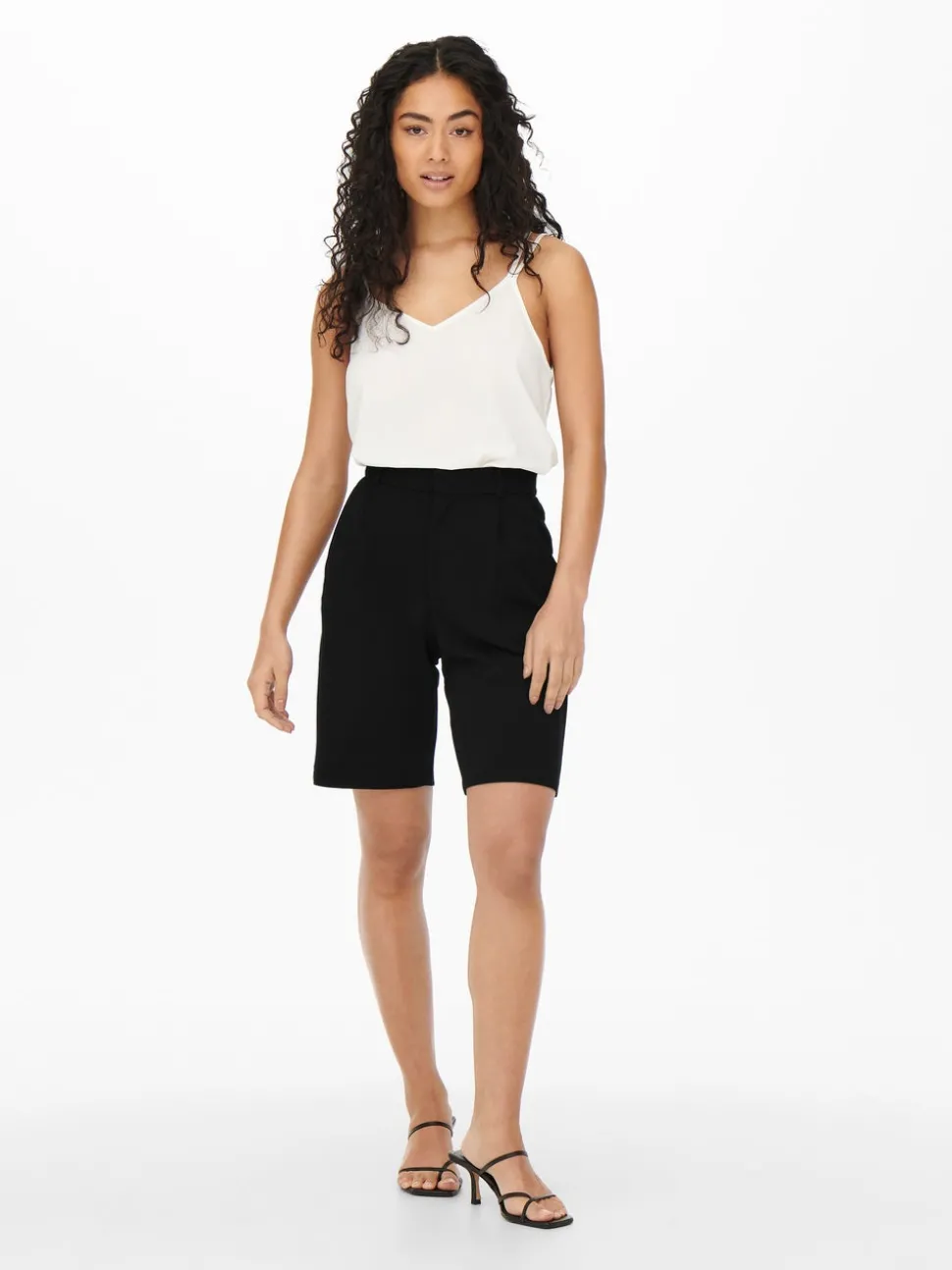 JDYTANJA Taille moyenne Regular Fit Short de ville
