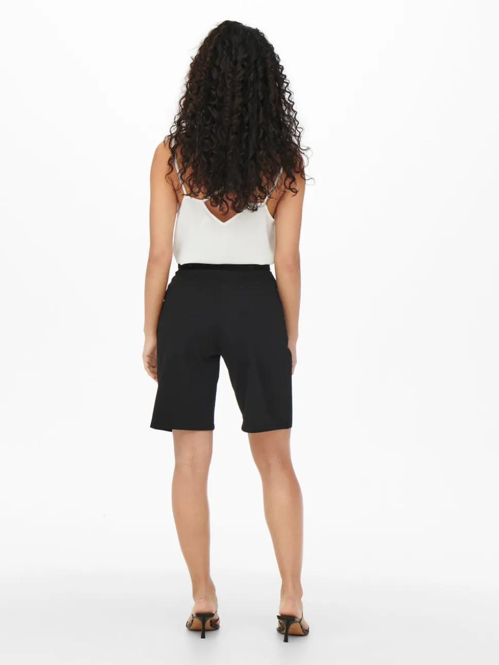 JDYTANJA Taille moyenne Regular Fit Short de ville