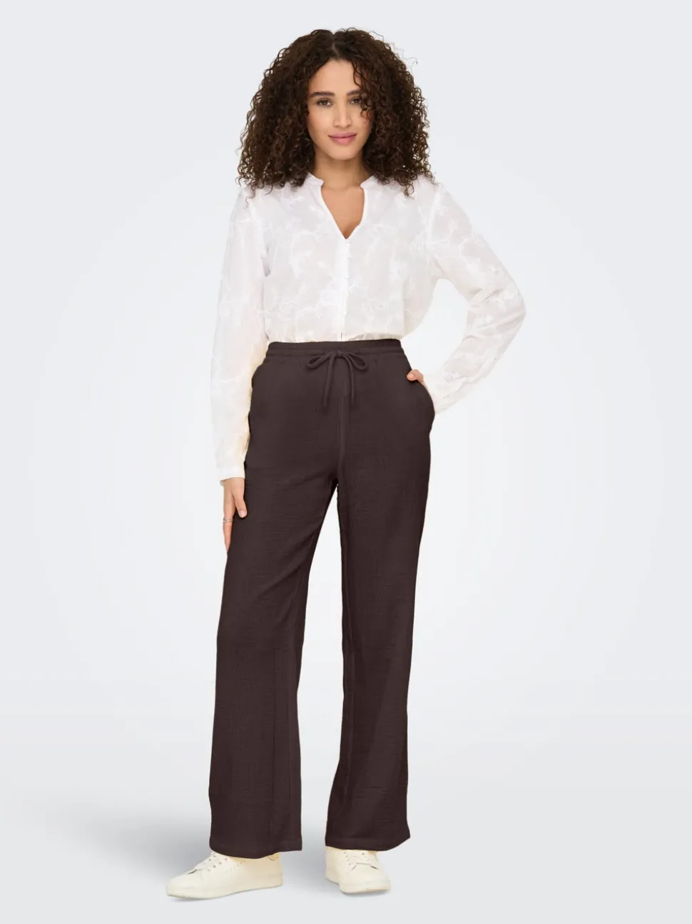 JDYTHEIS Wide Leg Fit Pantalon à jambe large