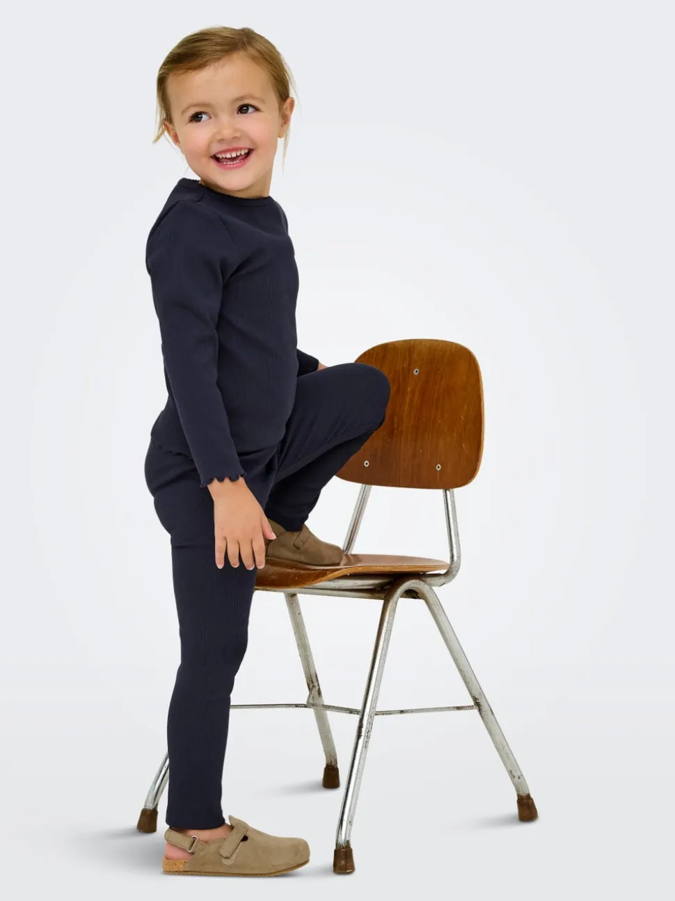 KMGTRINNY Tight Fit Legging
