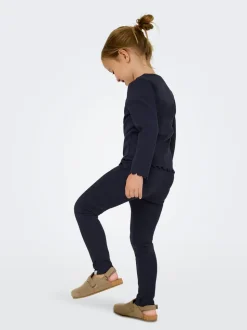 KMGTRINNY Top