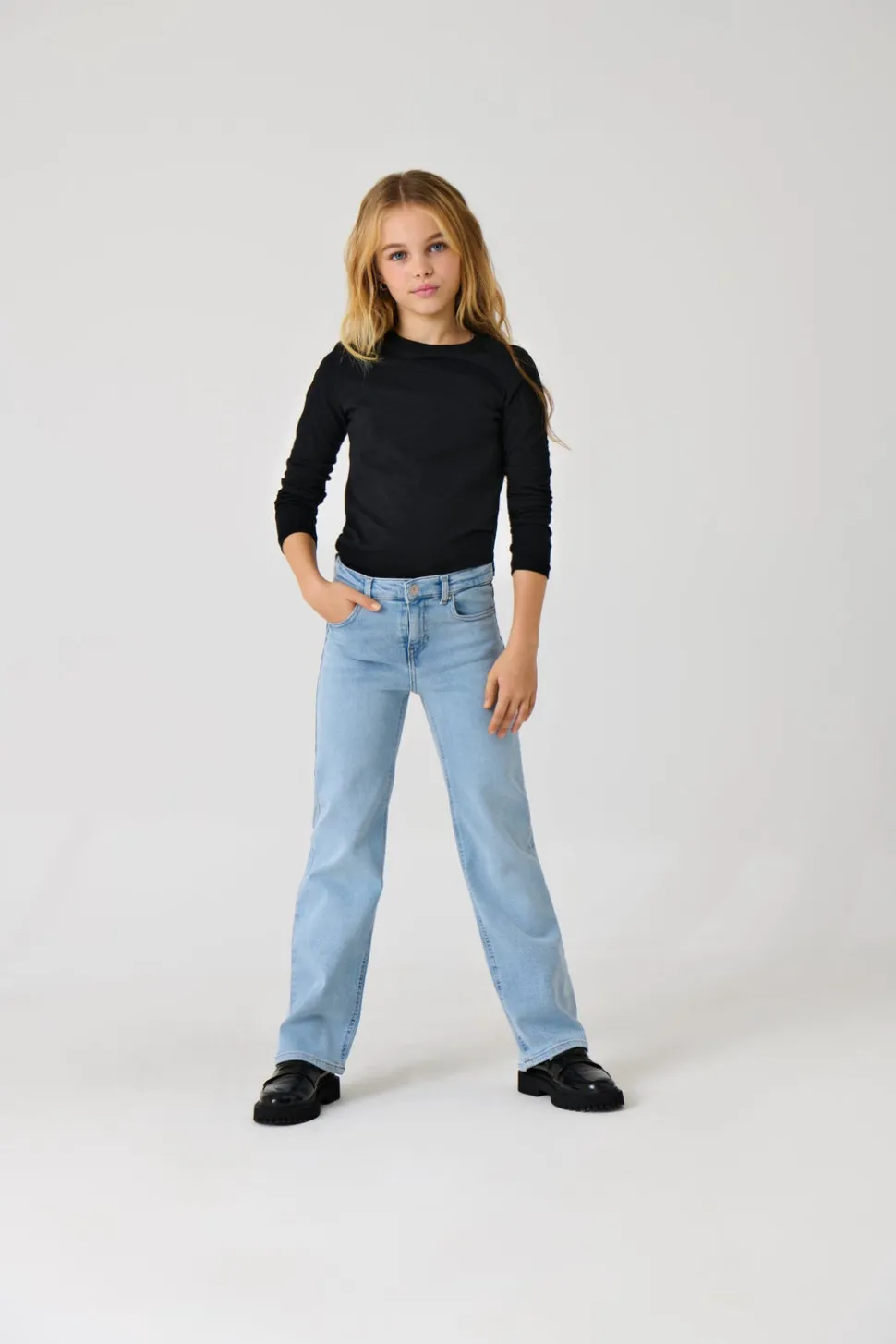 KOGJUICY Wide Leg Fit Jeans