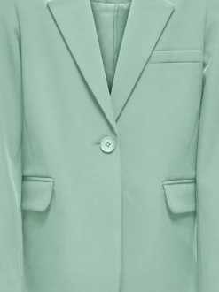 KOGLANA-BERRY Blazers