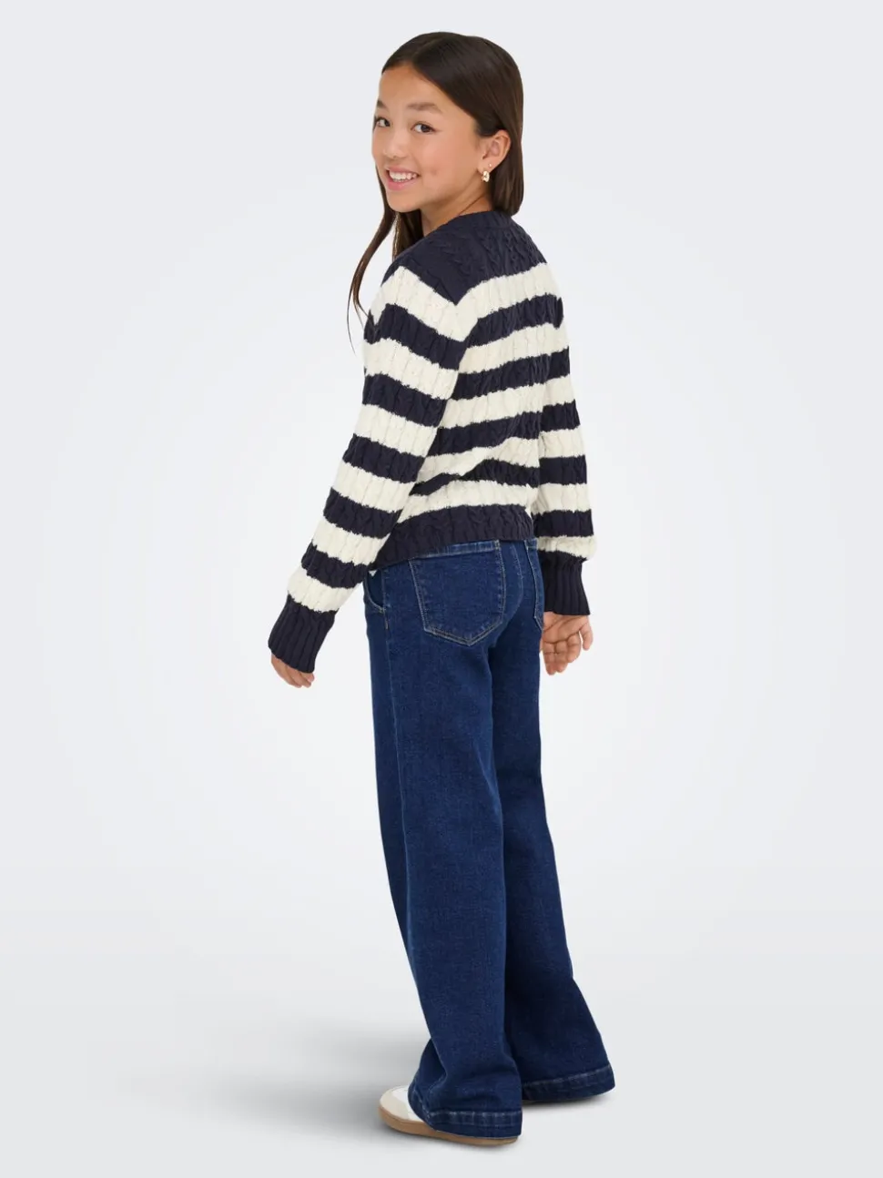 KOGNEW Wide Leg Fit Jeans