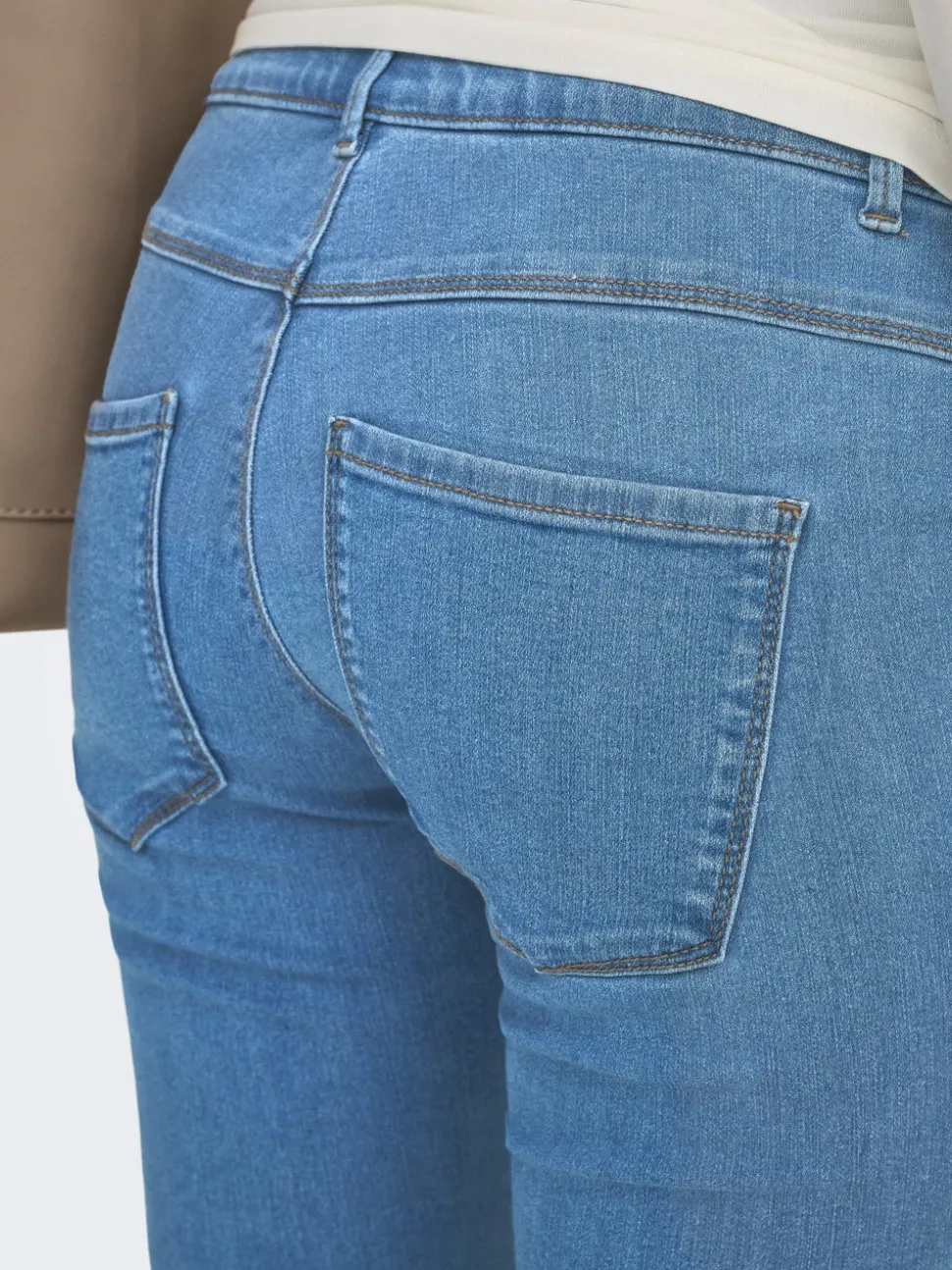 OLMRAIN Flared Fit Jeans