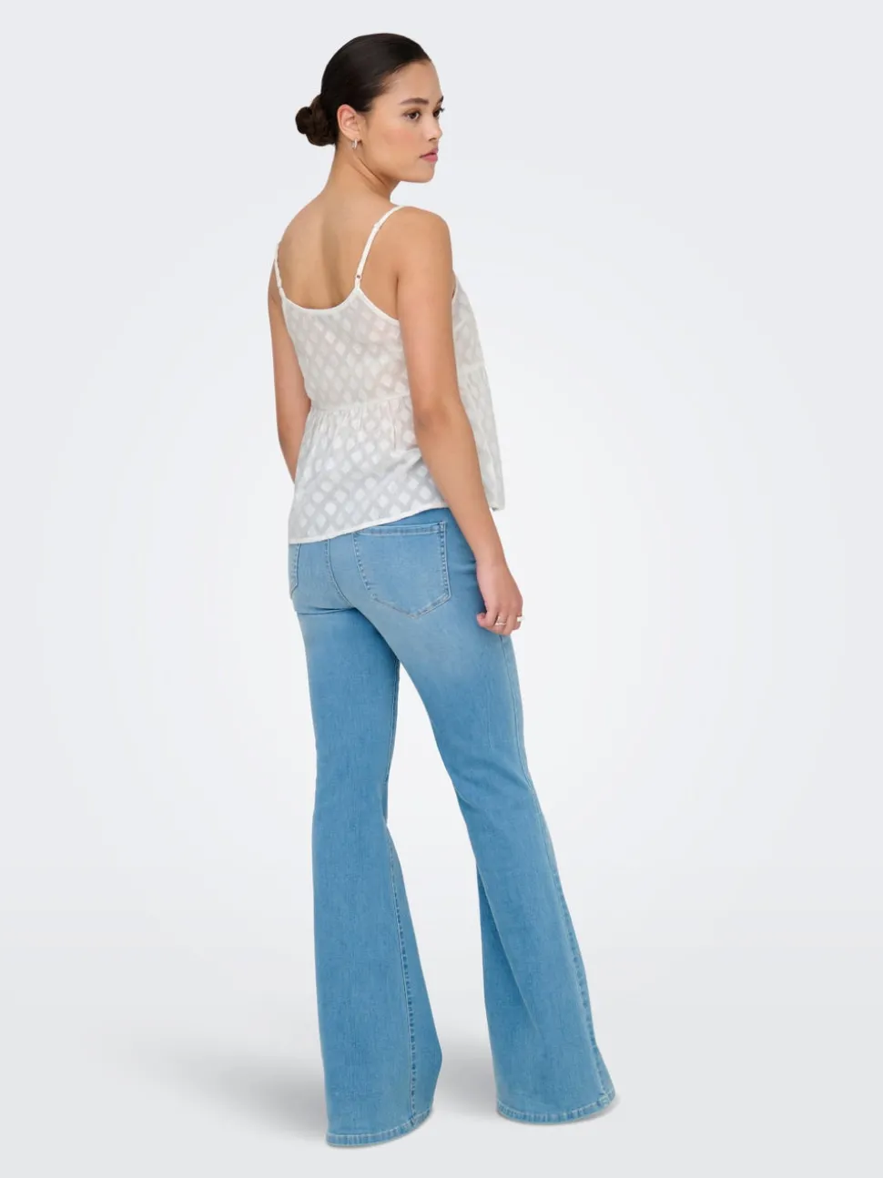 ONLARABELLA Top