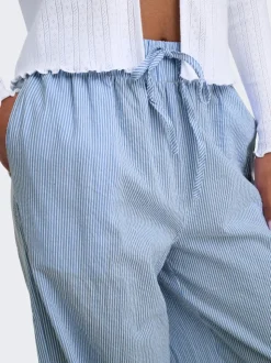 ONLAUGUSTA Regular Fit Pantalon à jambe large