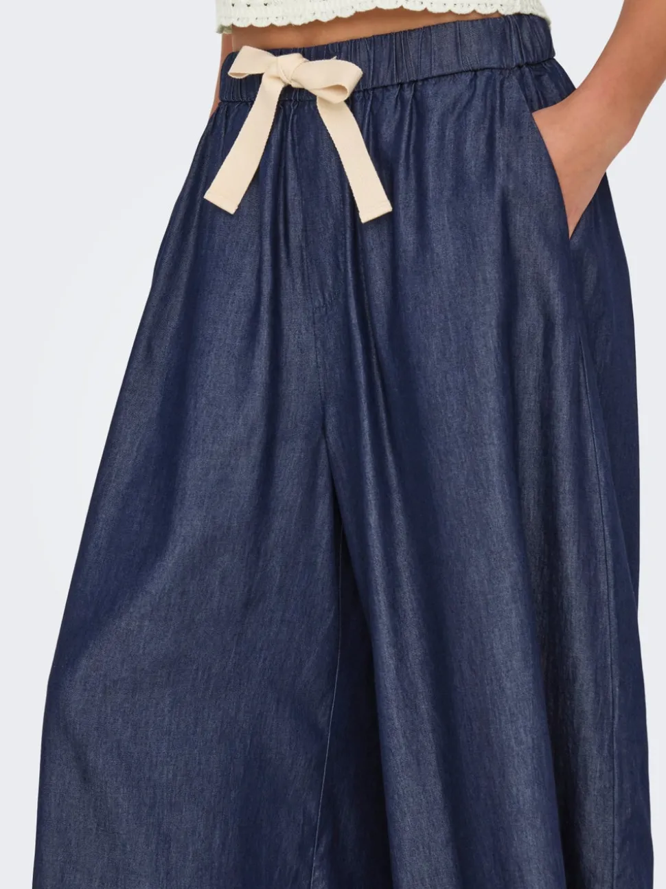 ONLBEA Taille haute Wide Leg Fit Longueur cheville Jeans