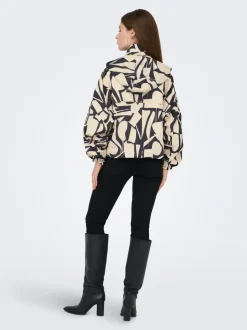 ONLBETTY Veste