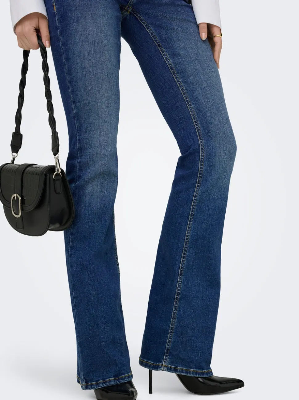 ONLBLUSH Taille basse Flared Fit Jeans