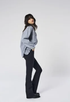 ONLBLUSH Taille basse Flared Fit Jeans