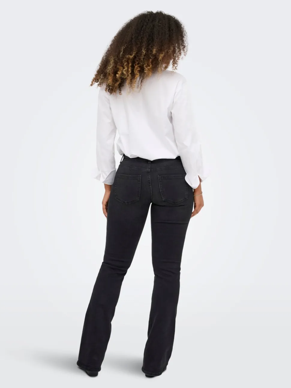 ONLBLUSH Taille moyenne Flared Fit Jeans
