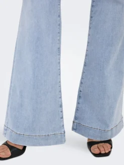 ONLBLUSH Taille moyenne Retro Flared Fit Jeans