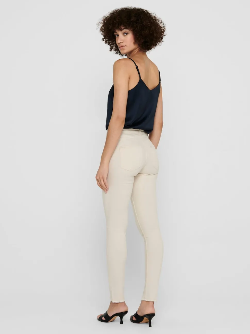 ONLBLUSH Taille moyenne Skinny Fit Longueur cheville Jeans