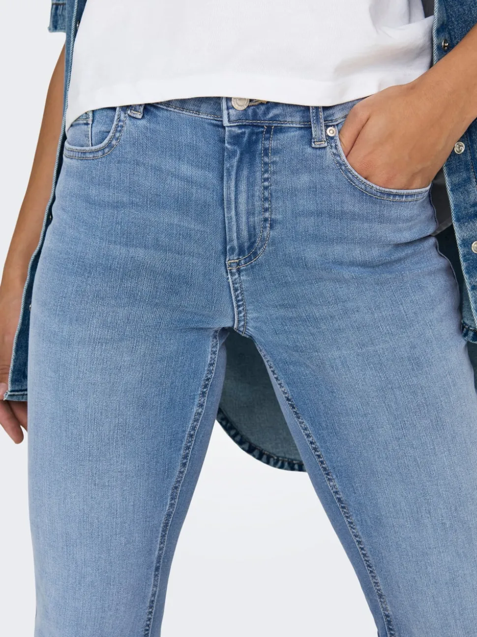 ONLBLUSH Taille moyenne Flared Fit Jeans
