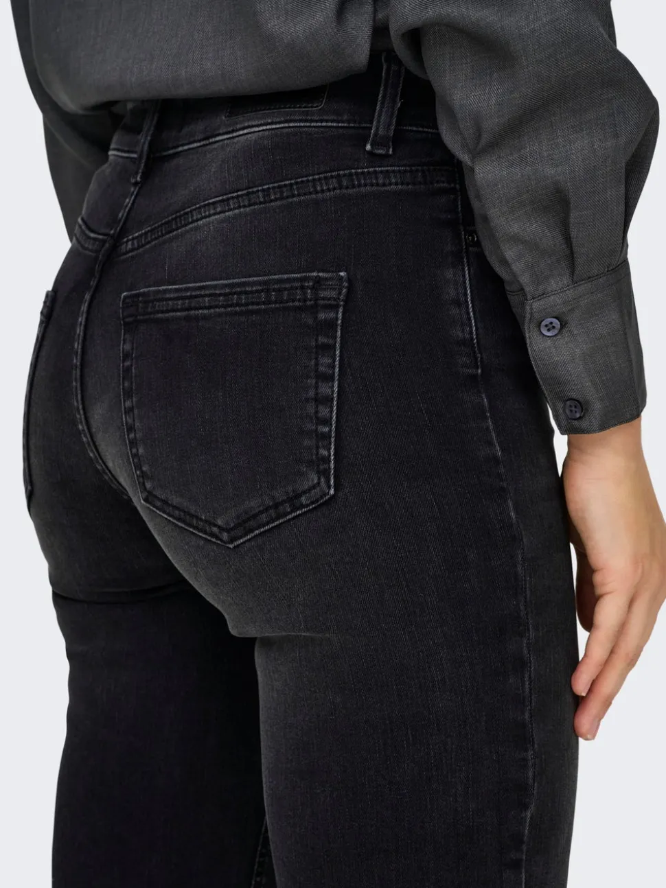 ONLBLUSH Taille moyenne Straight Fit Jeans