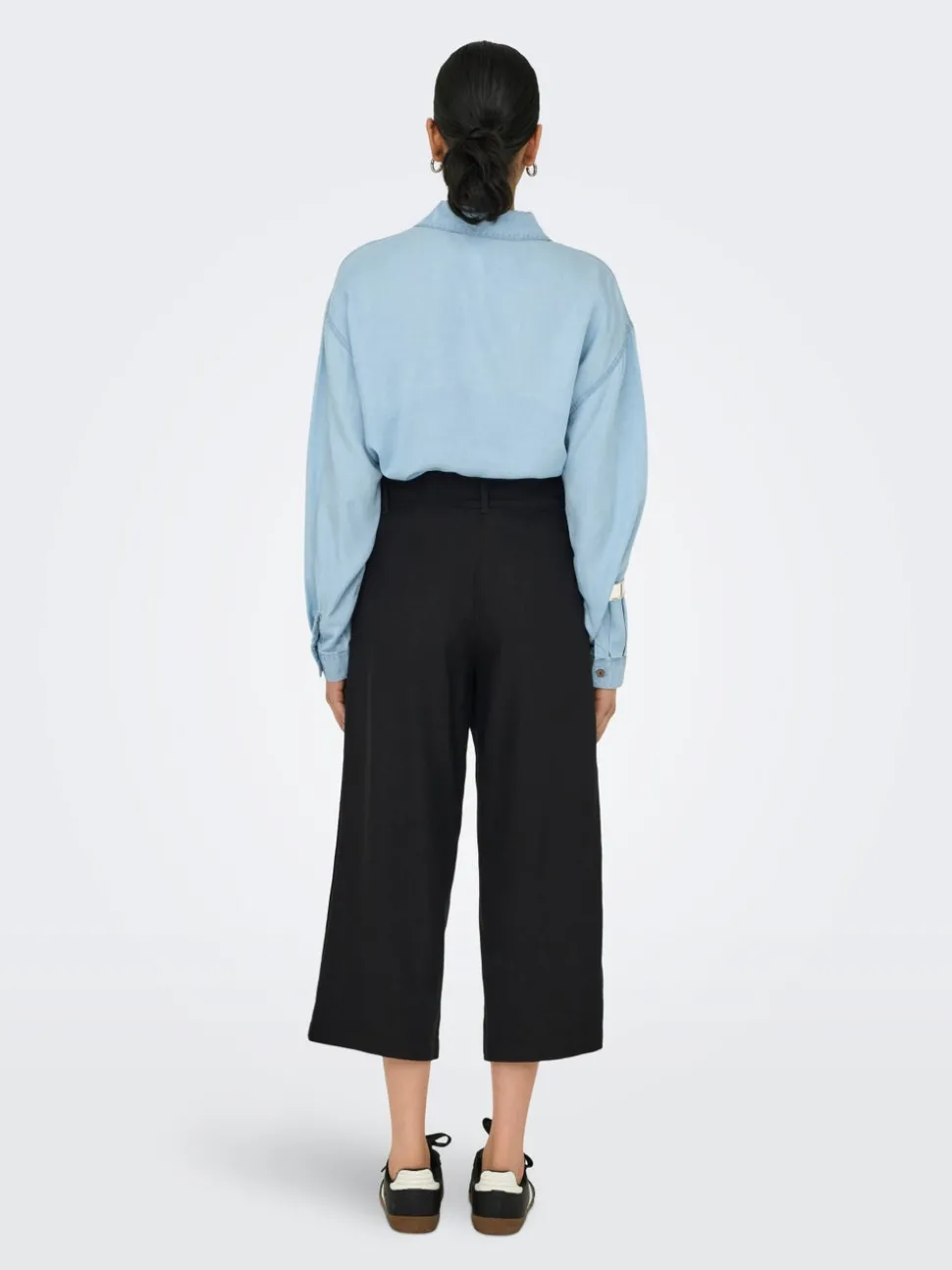 ONLCARO Cropped Fit Lin Pantalon à jambe large
