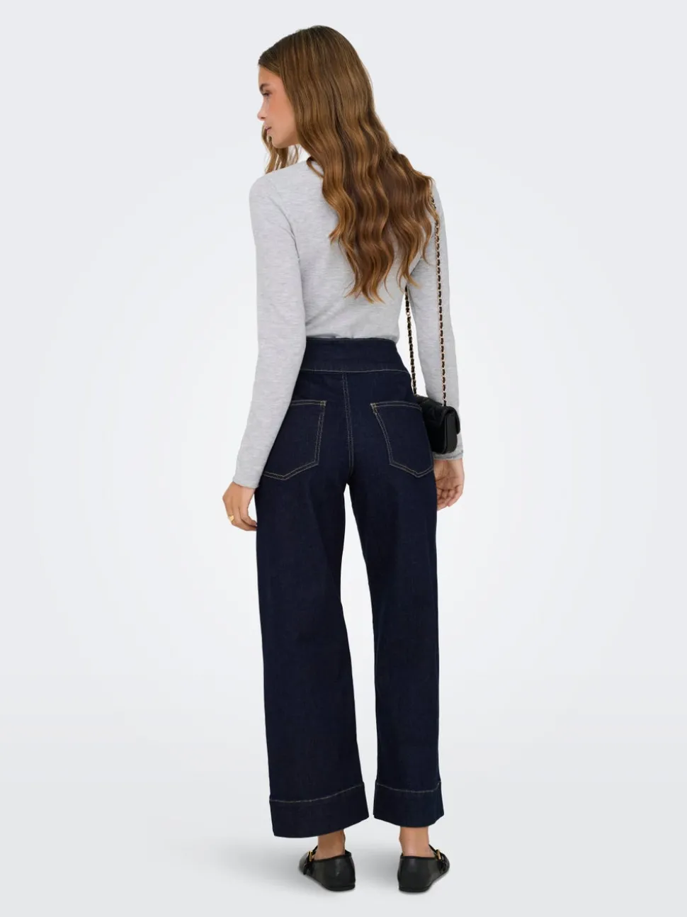 ONLEMILIA Taille haute Coupe large - Courte Jeans