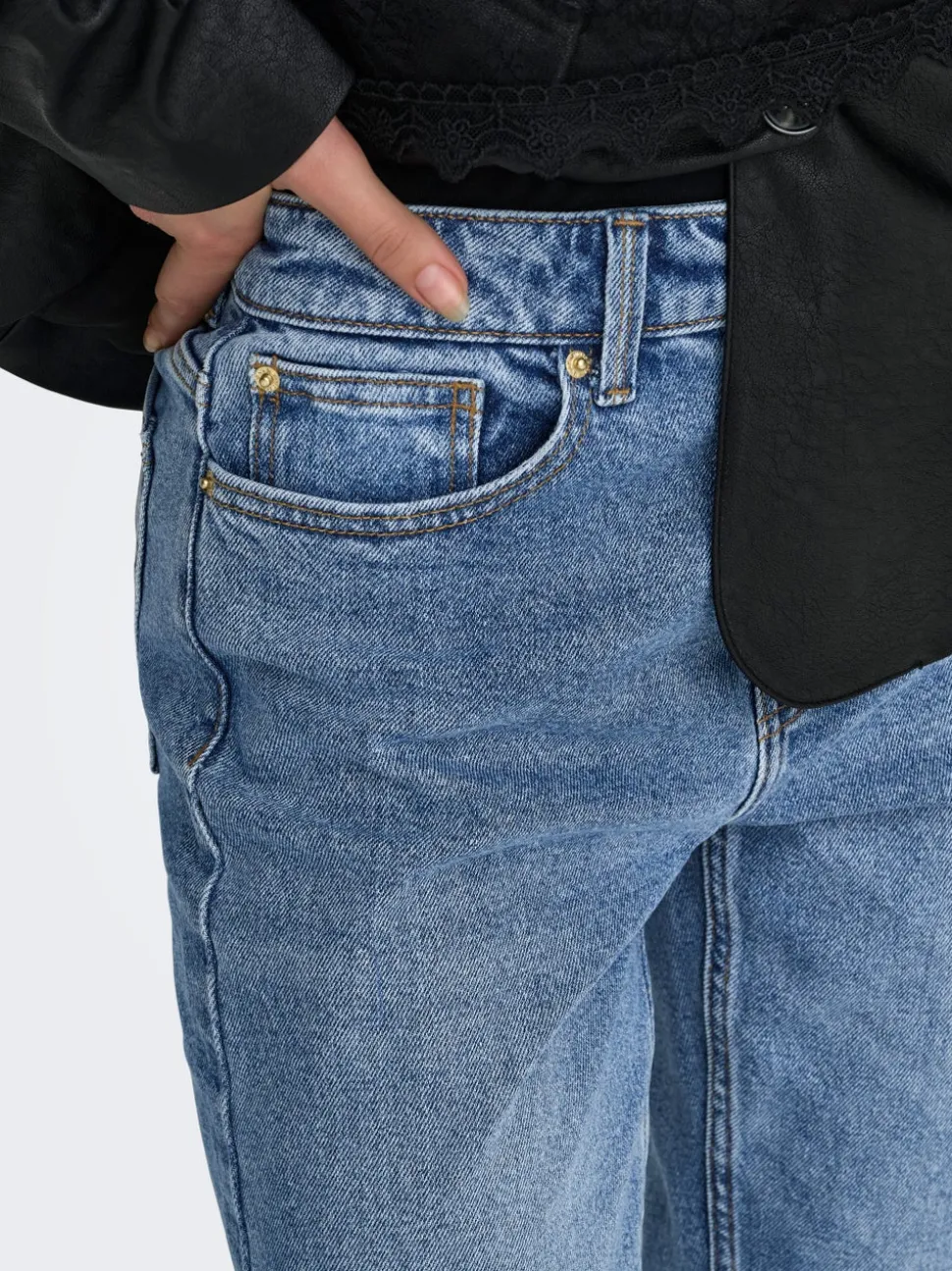 ONLEMILY Taille haute Straight Fit Longueur cheville Jeans