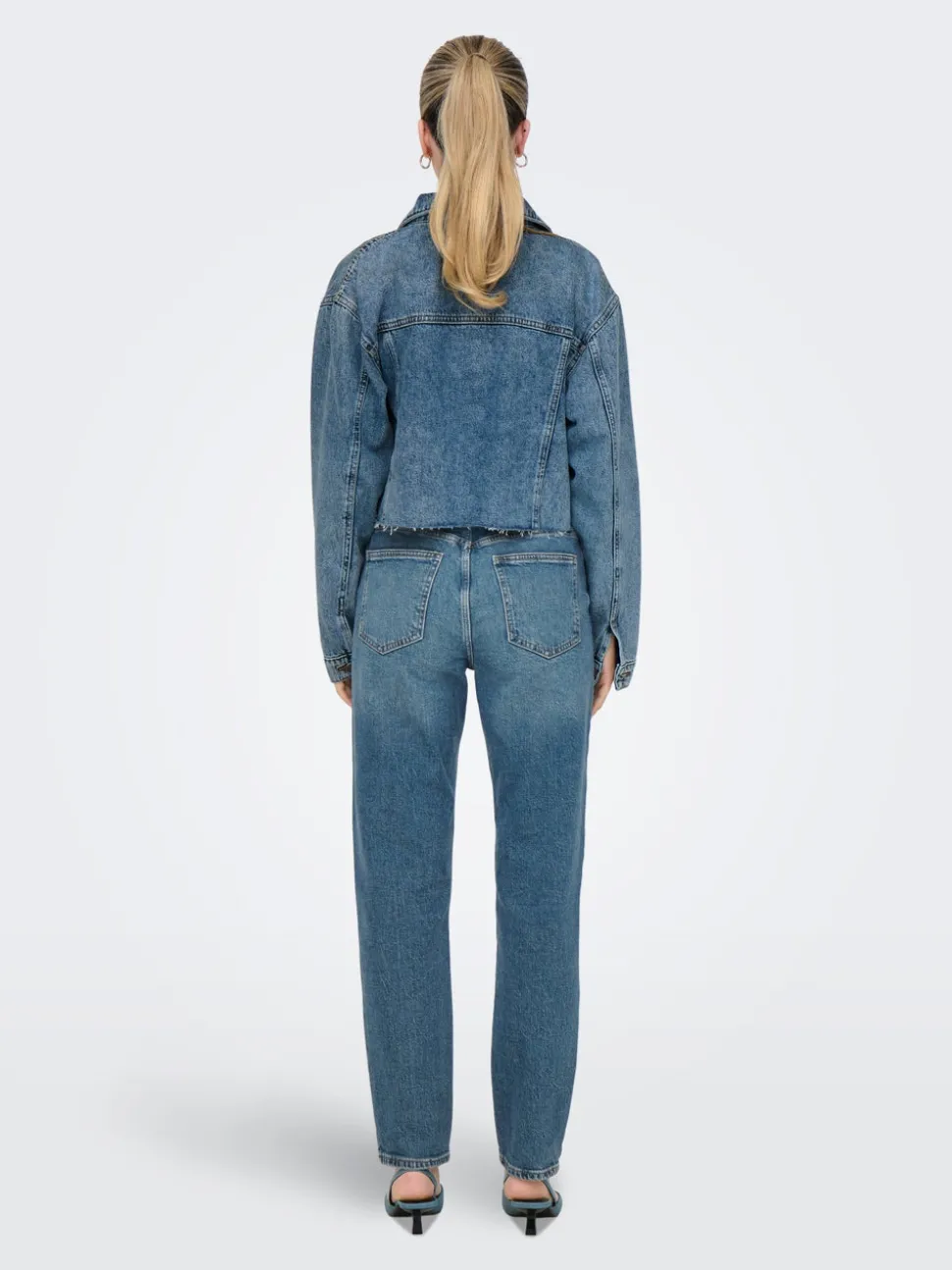 ONLEMILY Taille haute Straight Fit Longueur cheville Jeans