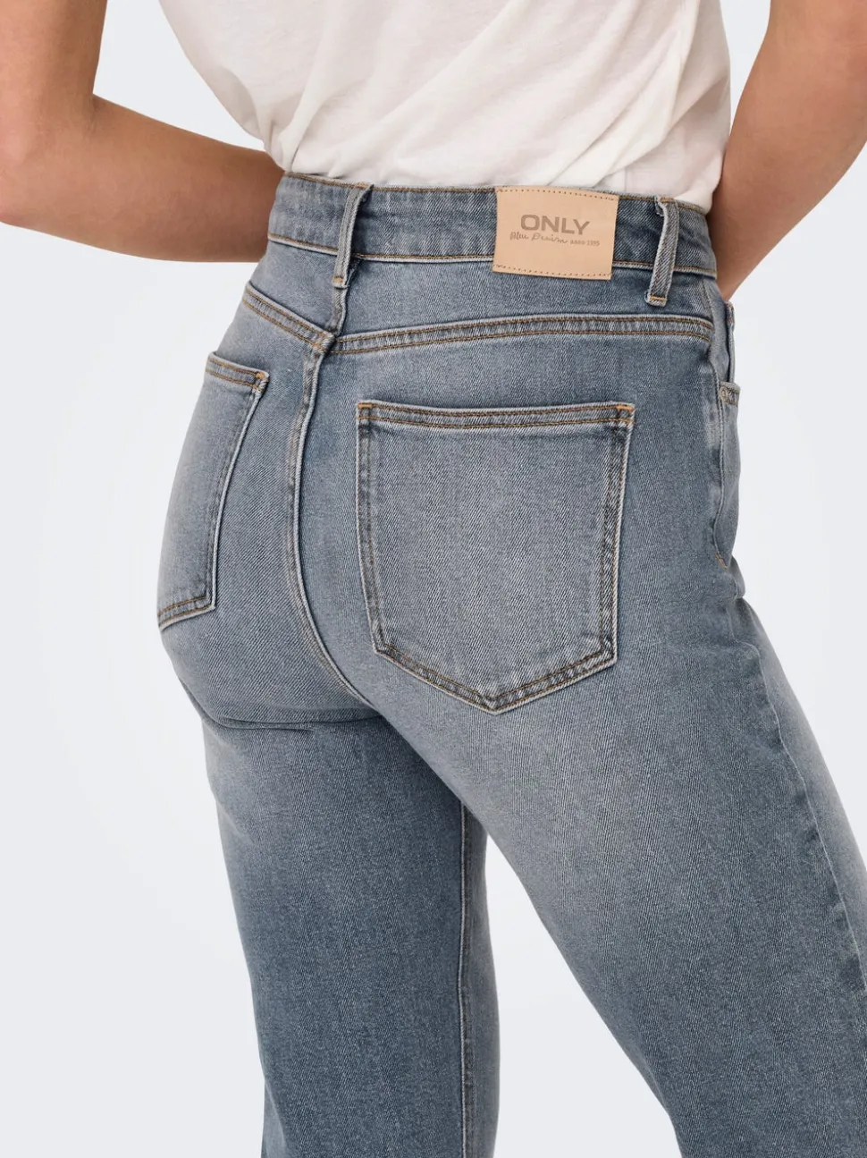 ONLEMILY Taille haute Straight Fit Longueur cheville Jeans