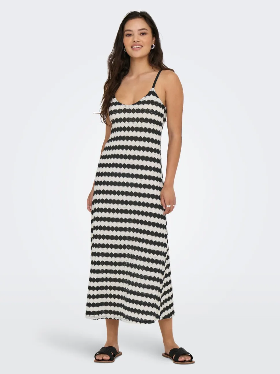 ONLEVARA Robe longue