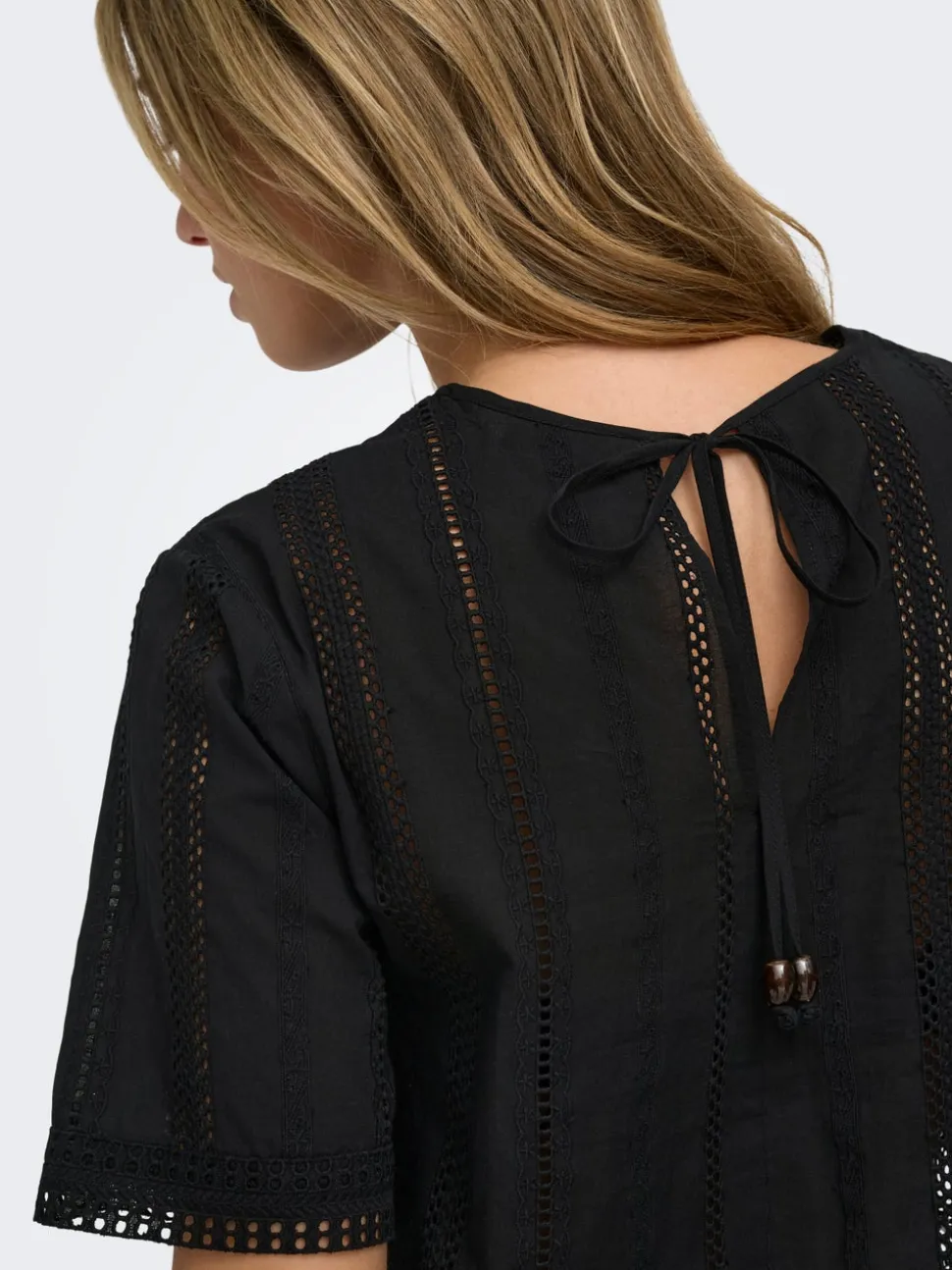 ONLLIA Top