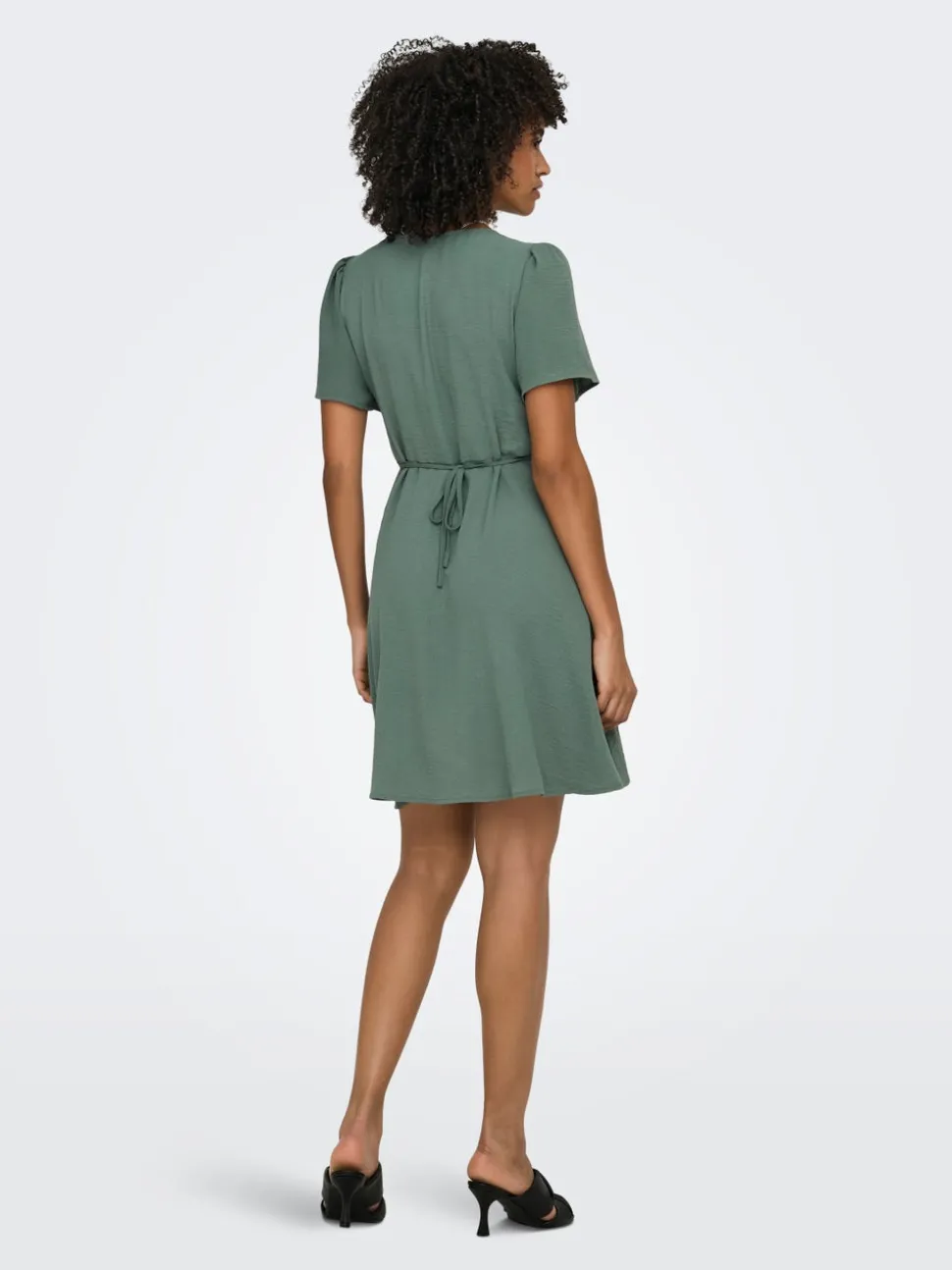 ONLLUCA Robe courte