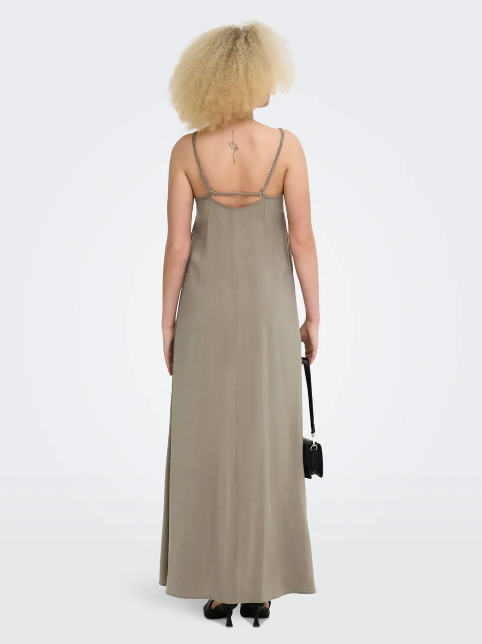 ONLMADELI Robe longue